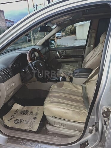 Kia Sorento-7