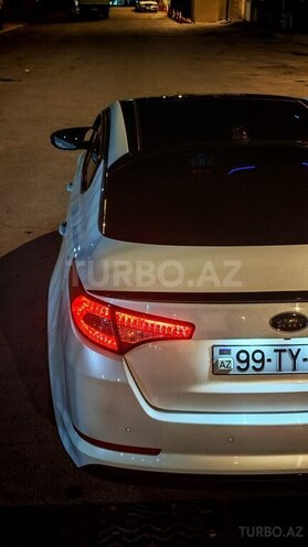 Kia K5-12