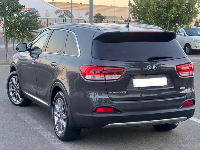 Kia Sorento-9