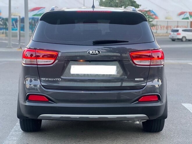 Kia Sorento-17