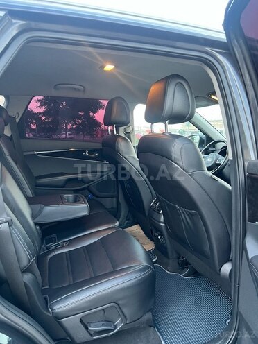 Kia Sorento-21