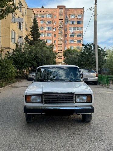 LADA (VAZ) 2107-1