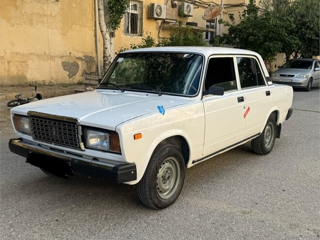 LADA (VAZ) 2107-6