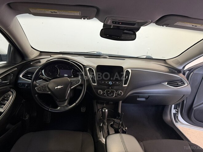 Chevrolet Malibu-8