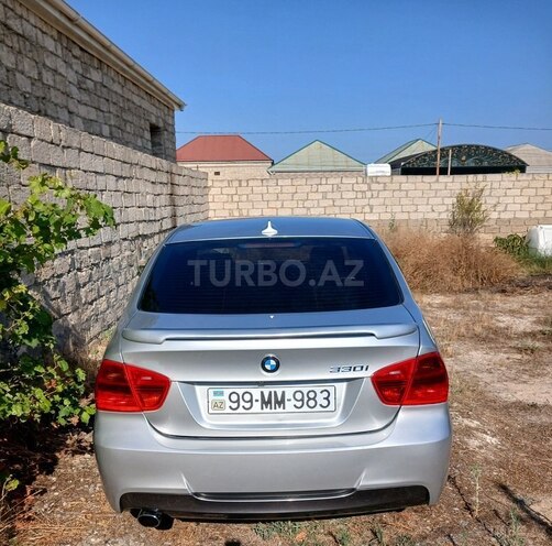 BMW 320-3