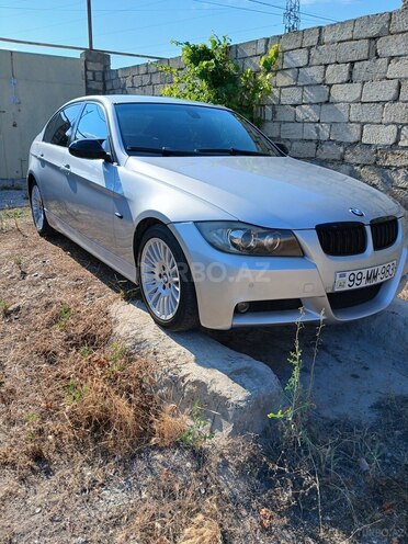 BMW 320-4