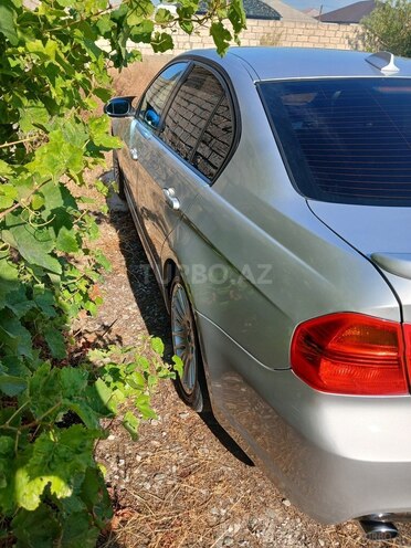 BMW 320-6