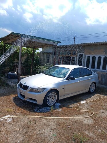 BMW 320-12