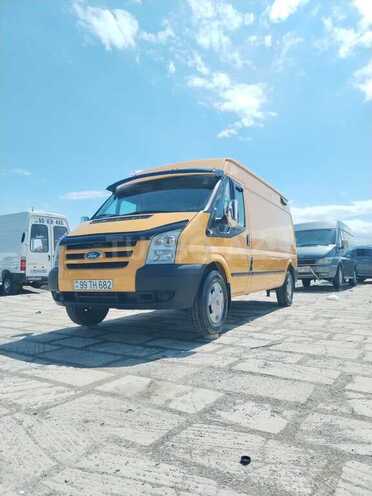 Ford Transit-1