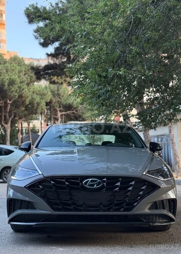 Hyundai Sonata-4