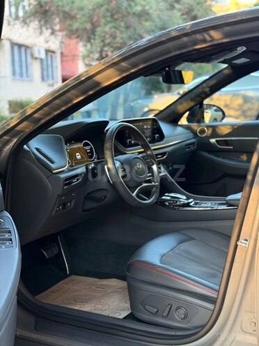 Hyundai Sonata-9