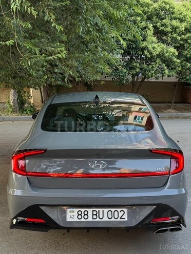 Hyundai Sonata-2