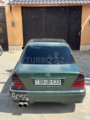 Mercedes C 180-7
