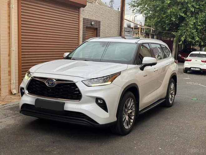 Toyota Highlander-3