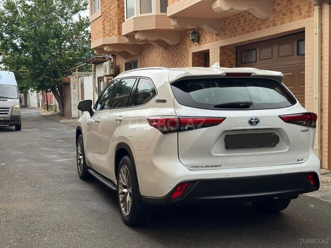 Toyota Highlander-4