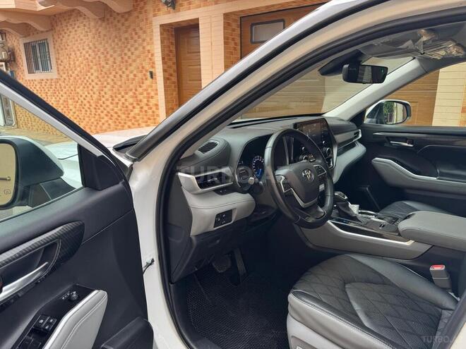 Toyota Highlander-18