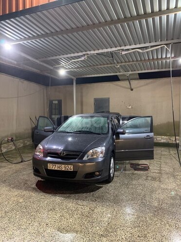 Toyota Corolla-8