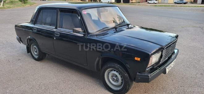 LADA (VAZ) 2107-4