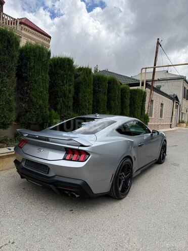 Ford Mustang-12