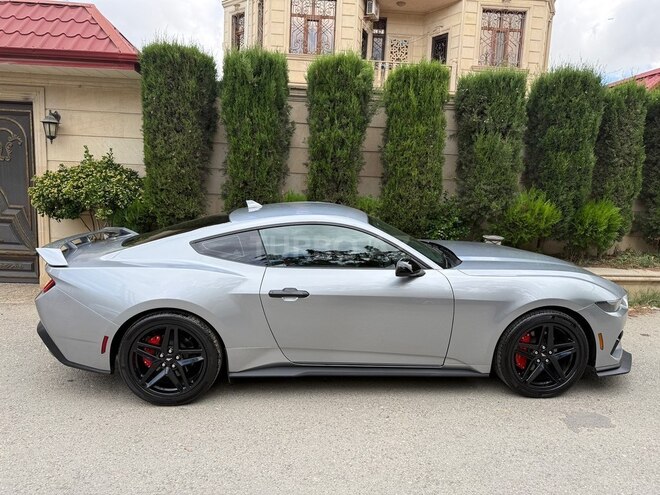 Ford Mustang-10