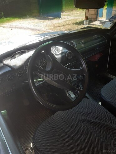 LADA (VAZ) 2106-7