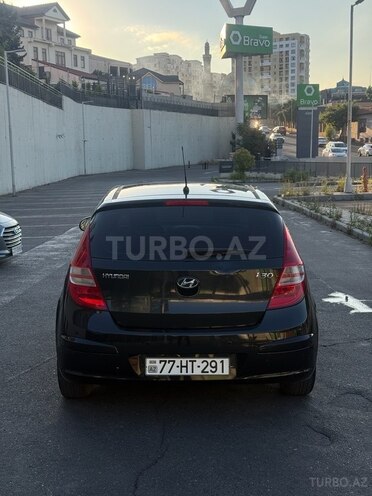 Hyundai i30-6