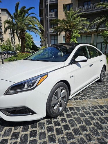 Hyundai Sonata-3