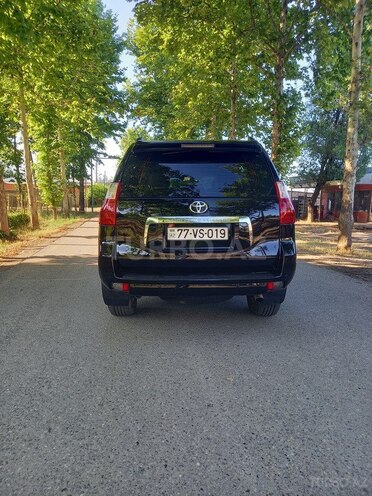Toyota Land Cruiser Prado-4