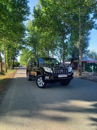 Toyota Land Cruiser Prado-19
