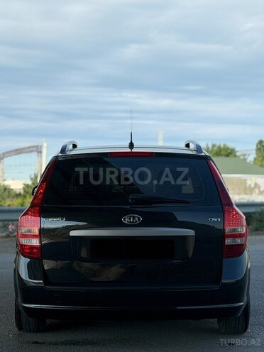 Kia Ceed SW-3
