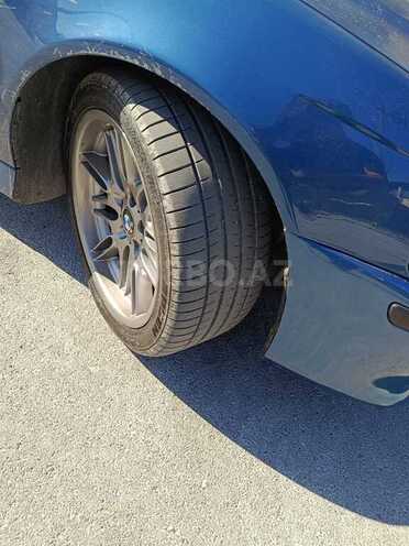 BMW 525-12