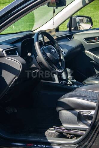 Toyota Corolla Cross-10