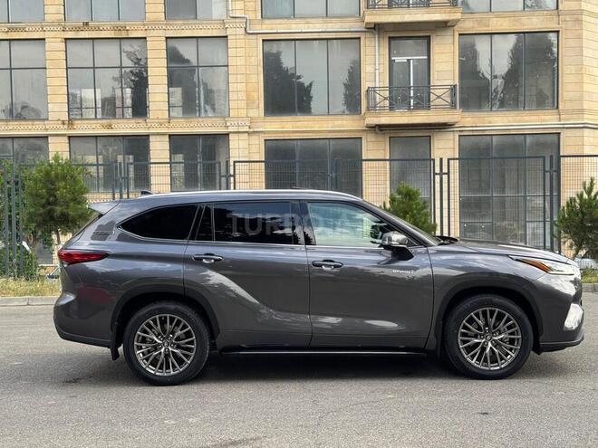 Toyota Highlander-8
