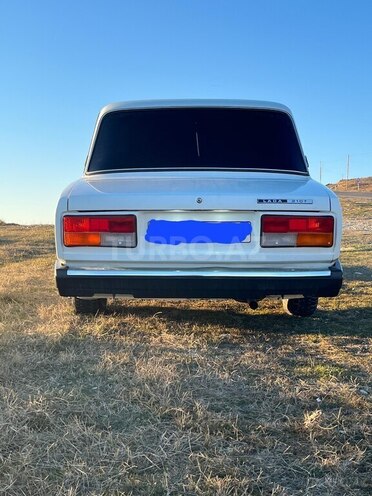 LADA (VAZ) 2107-5