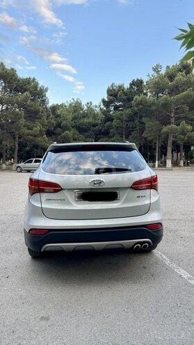 Hyundai Santa Fe-3
