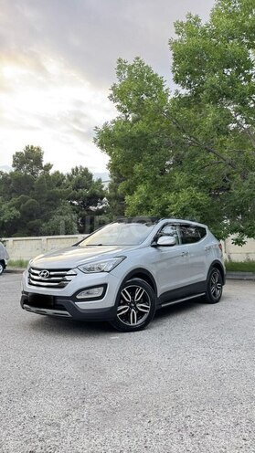 Hyundai Santa Fe-1