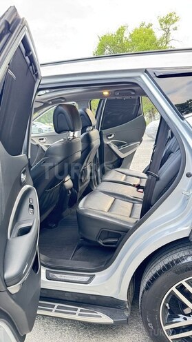 Hyundai Santa Fe-14