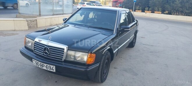 Mercedes 190-2