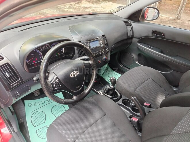 Hyundai i30-7
