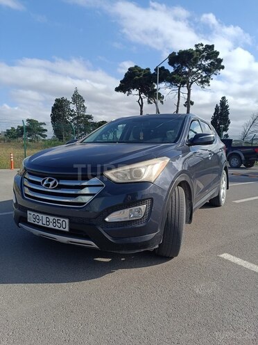 Hyundai Santa Fe-1