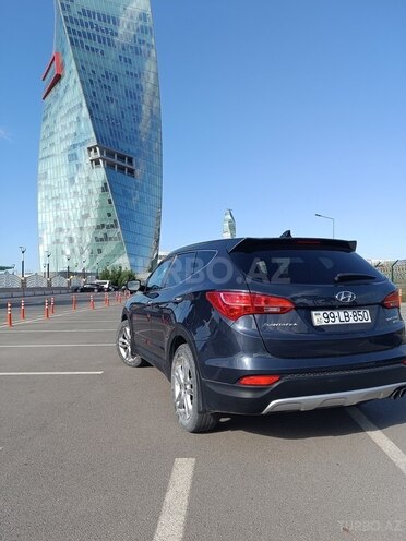 Hyundai Santa Fe-4
