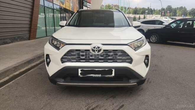 Toyota RAV4-1