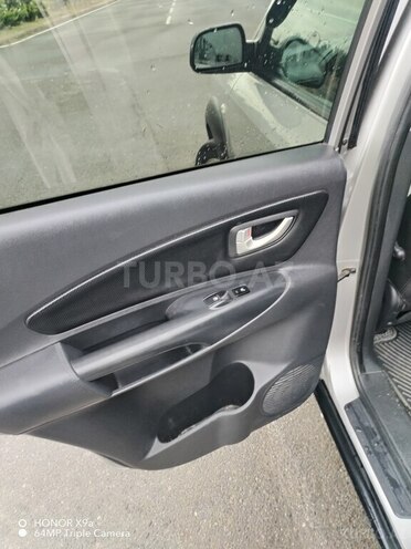 Hyundai Tucson-6