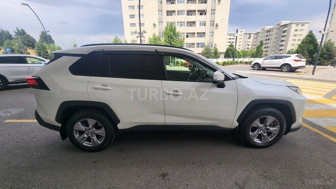Toyota RAV4-2