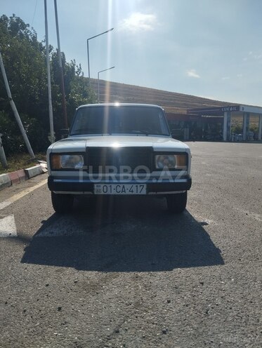 LADA (VAZ) 2107-1