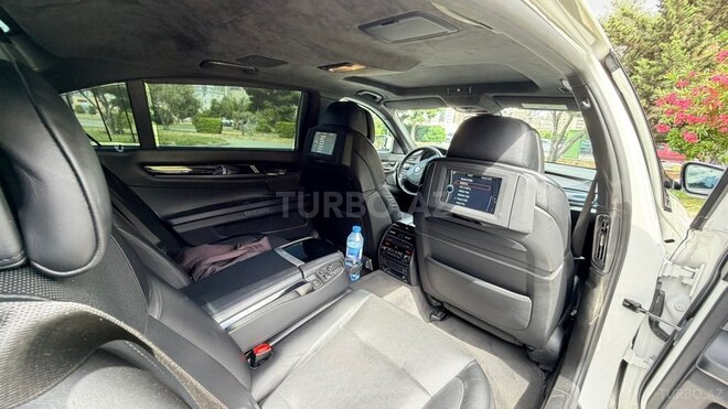 BMW Alpina B7-6