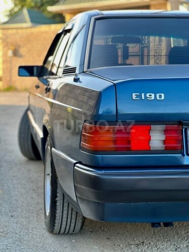 Mercedes 190-6