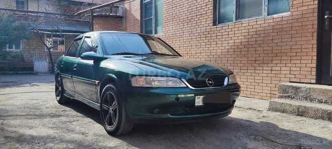 Opel Vectra-1