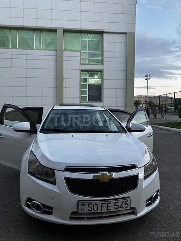 Chevrolet Cruze-10