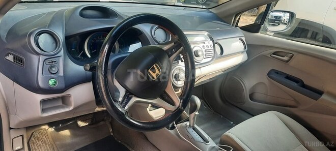 Honda Insight-2